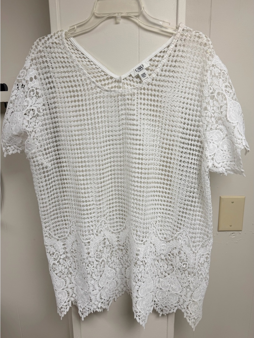 Cato White Crochet Lace V-Neck Short Sleeve Top